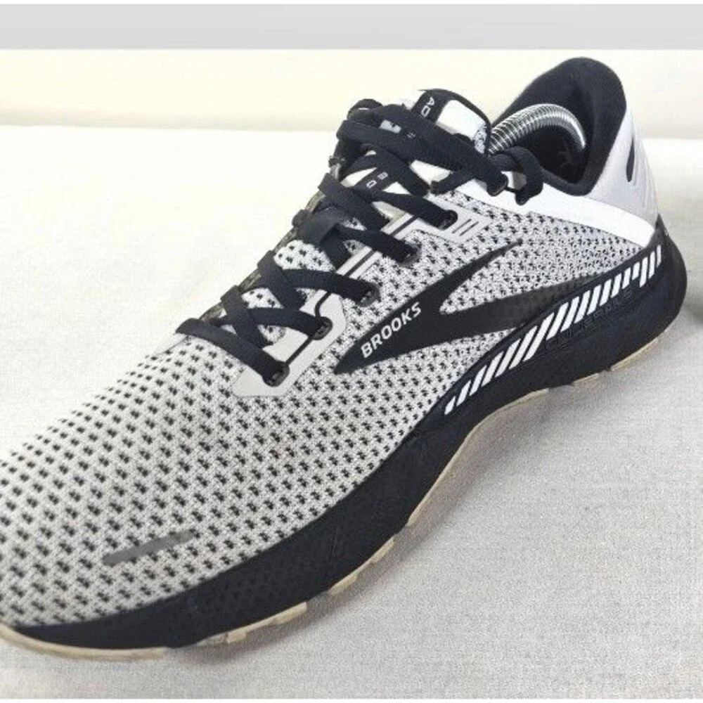 Brooks Adrenaline GTS 22 Black/Gray/White - Men’s 10.5